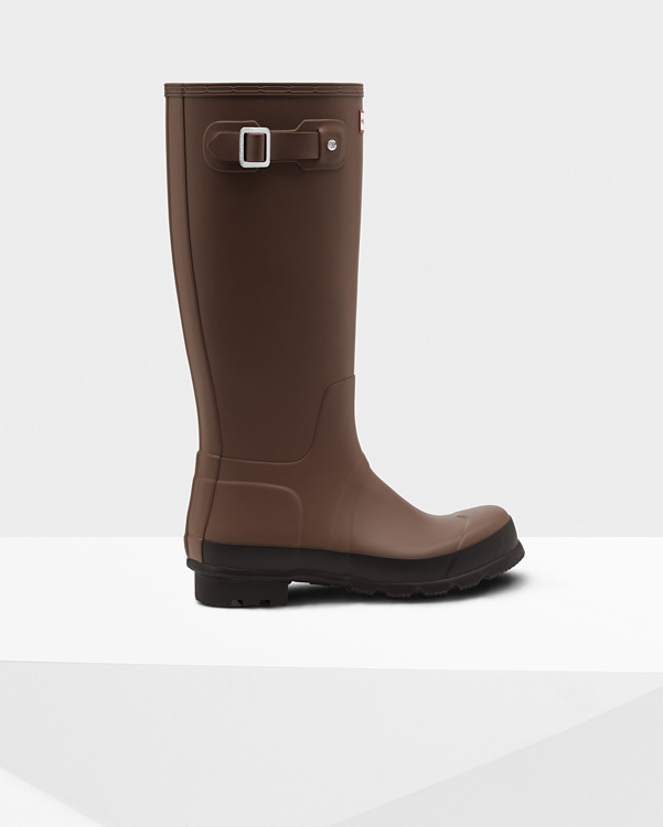  Hunter men's original tall wellington boots : soil/black