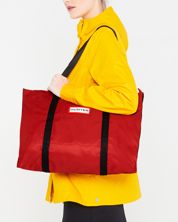  Hunter original nylon tote : military red