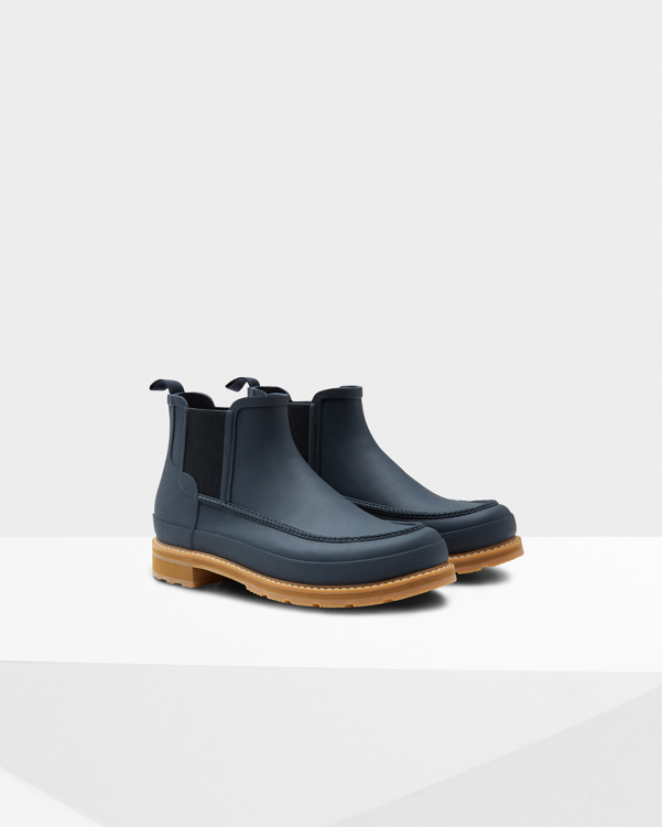  Hunter men's original moc toe chelsea boots : navy