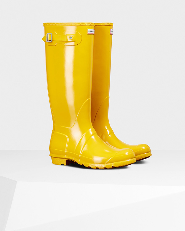  Hunter women's original tall gloss wellington boots : yellow