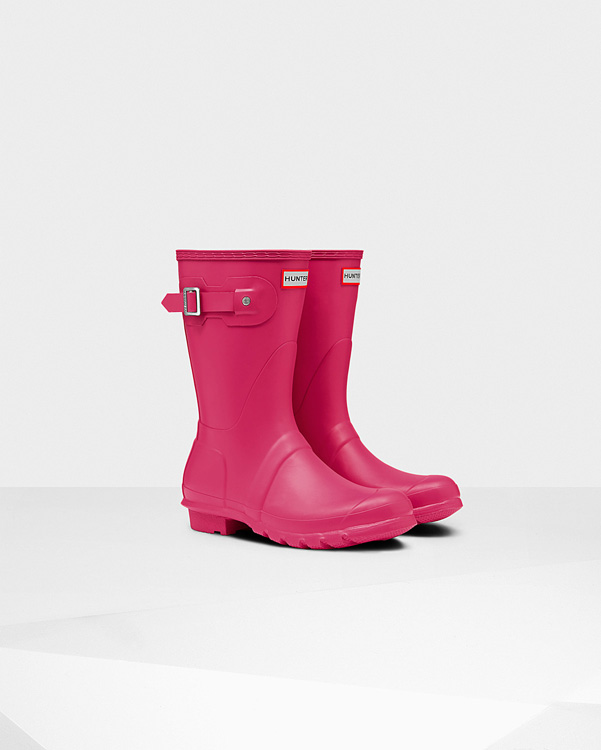  Hunter women's original short wellington boots : bright pink