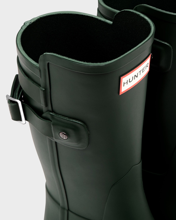  Hunter women's original short refined back strap wellington boots : magnetic green