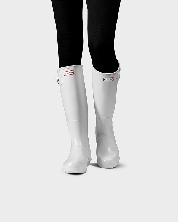  Hunter women's original tall gloss wellington boots : white