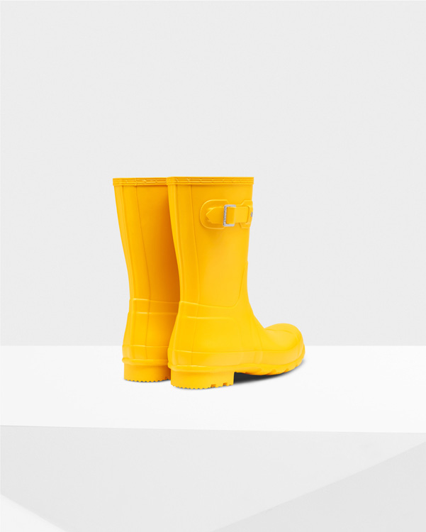  Hunter men's original short wellington boots : yellow