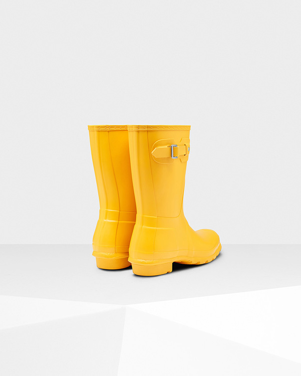  Hunter women's original short wellington boots : yellow